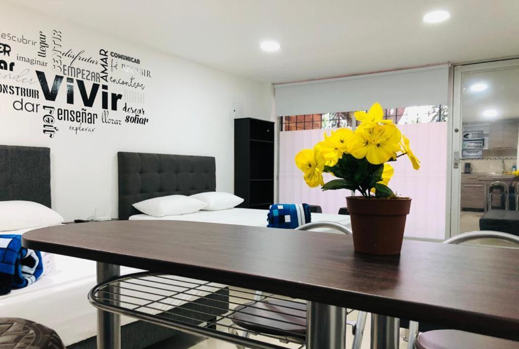 Apto Moderno En Laureles Medellín Exterior foto